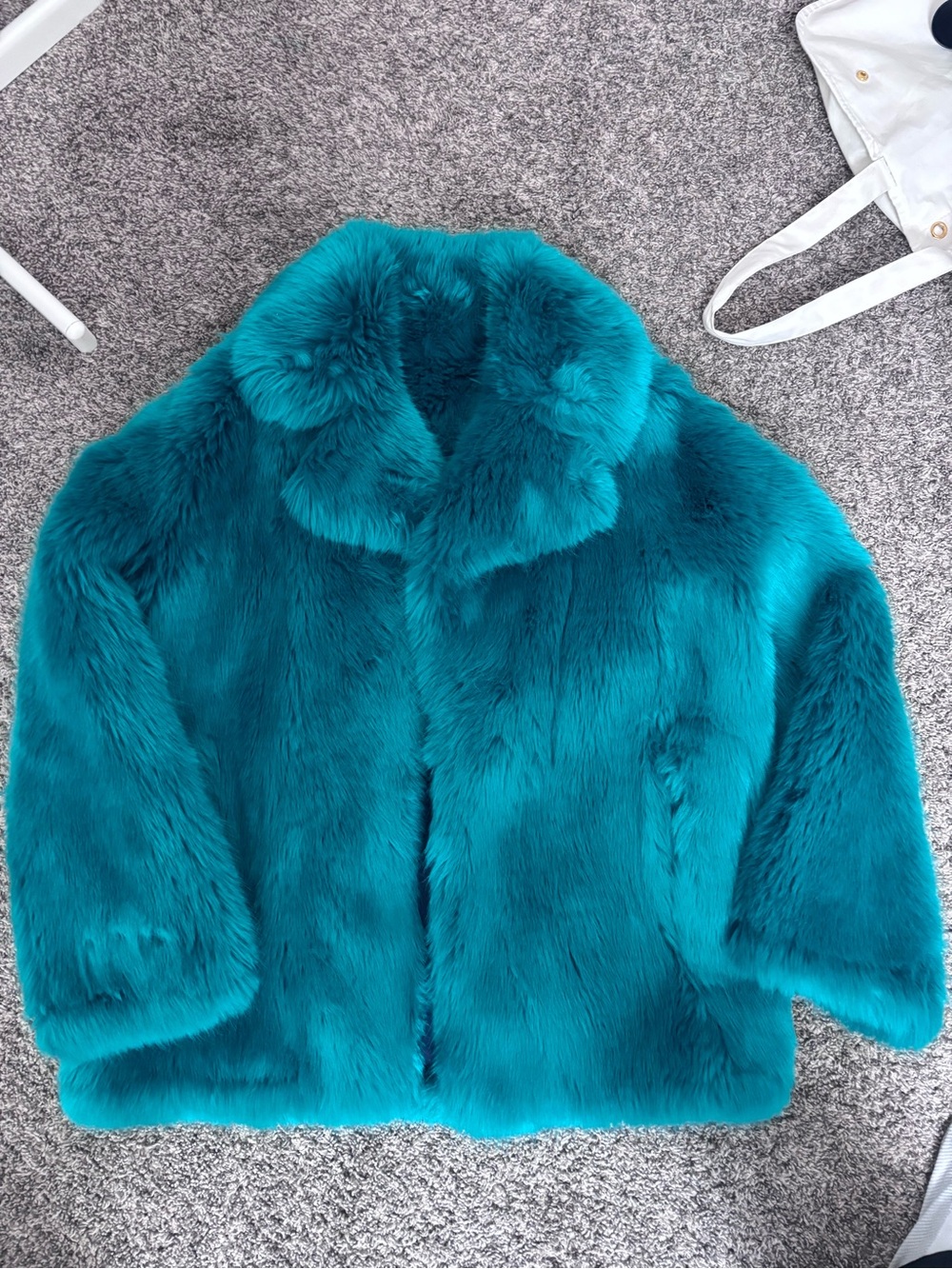 Green Faux Fur Coat - Women’s Plush Short Jacket